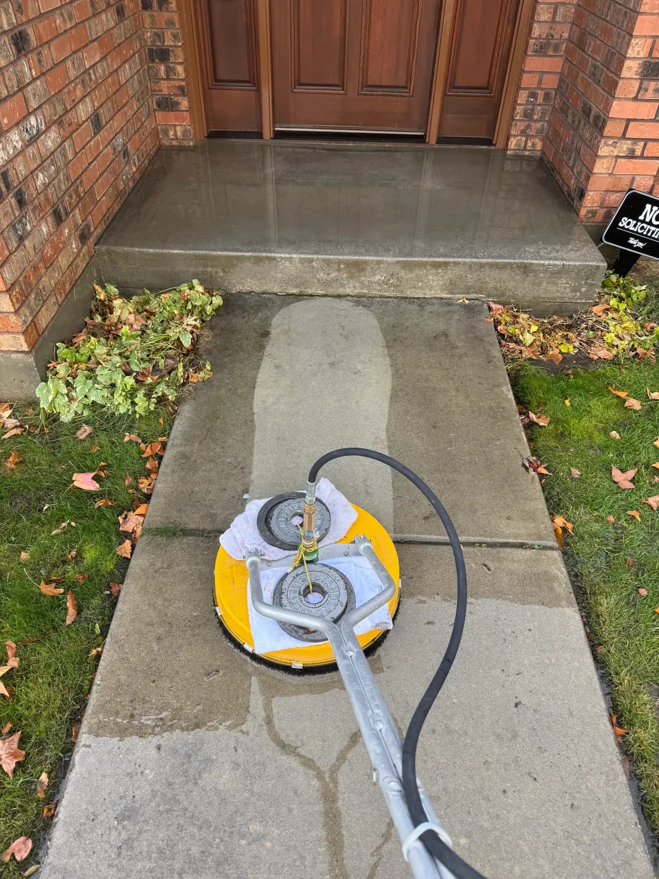 Driveway and sidewalk pressure washing — Sol Pressure Washing Boise